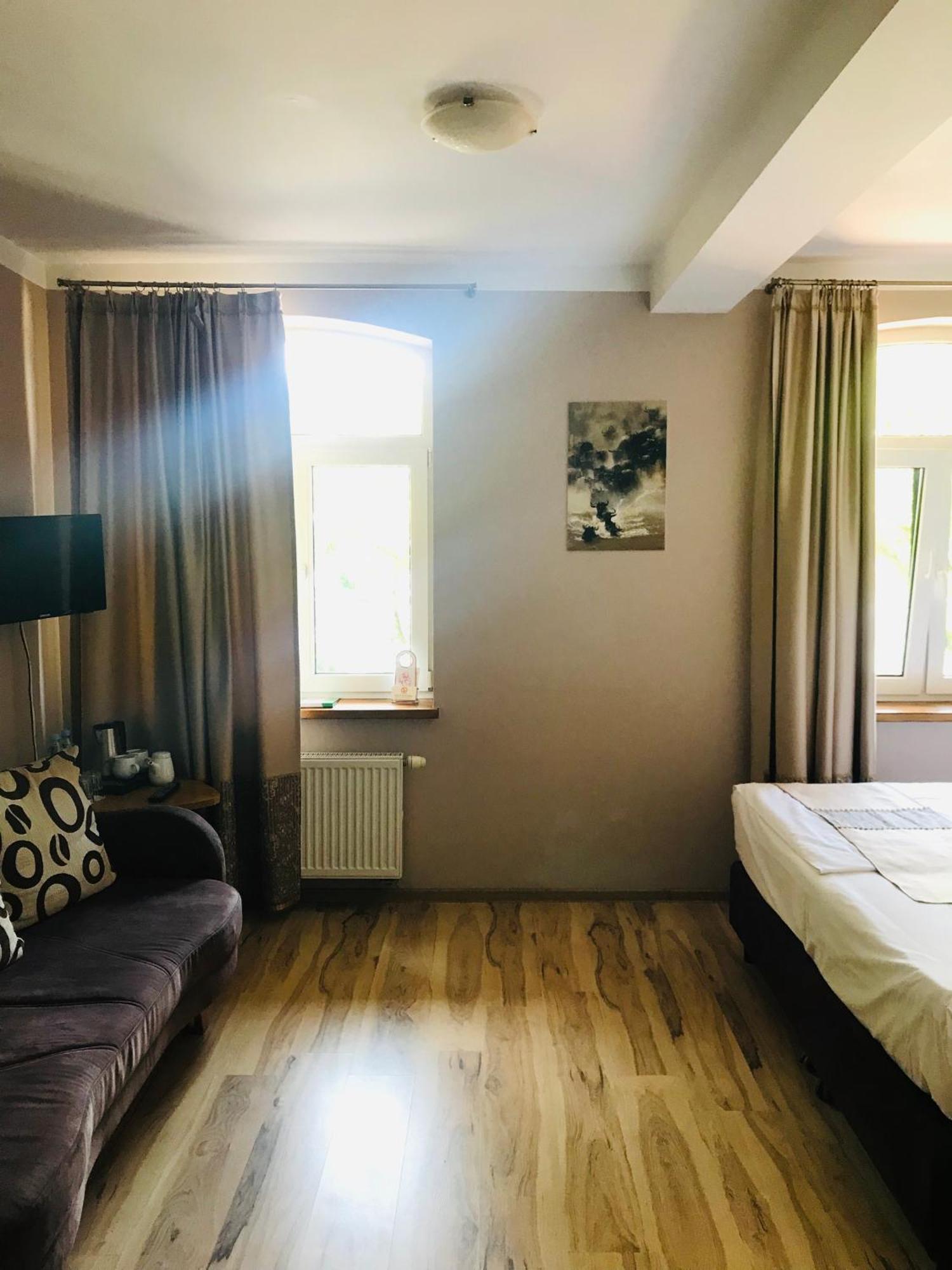 Przystanek Tlen Bed & Breakfast Eksteriør bilde